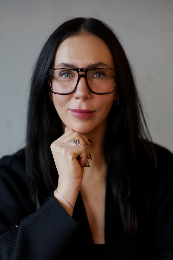 Portrait of Christine Jakobson
